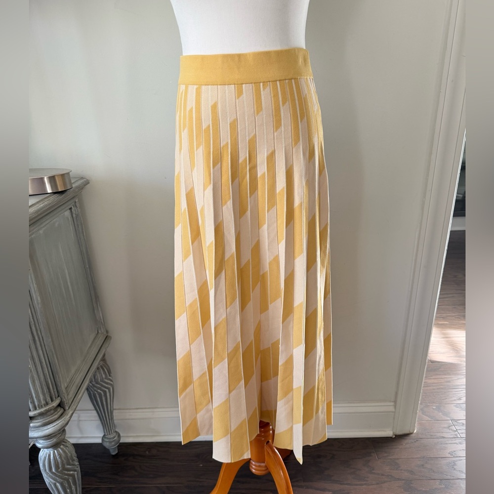 Tory Burch Sport Pleated Technical Midi Skirt Size Medium - Picture 3 of 11